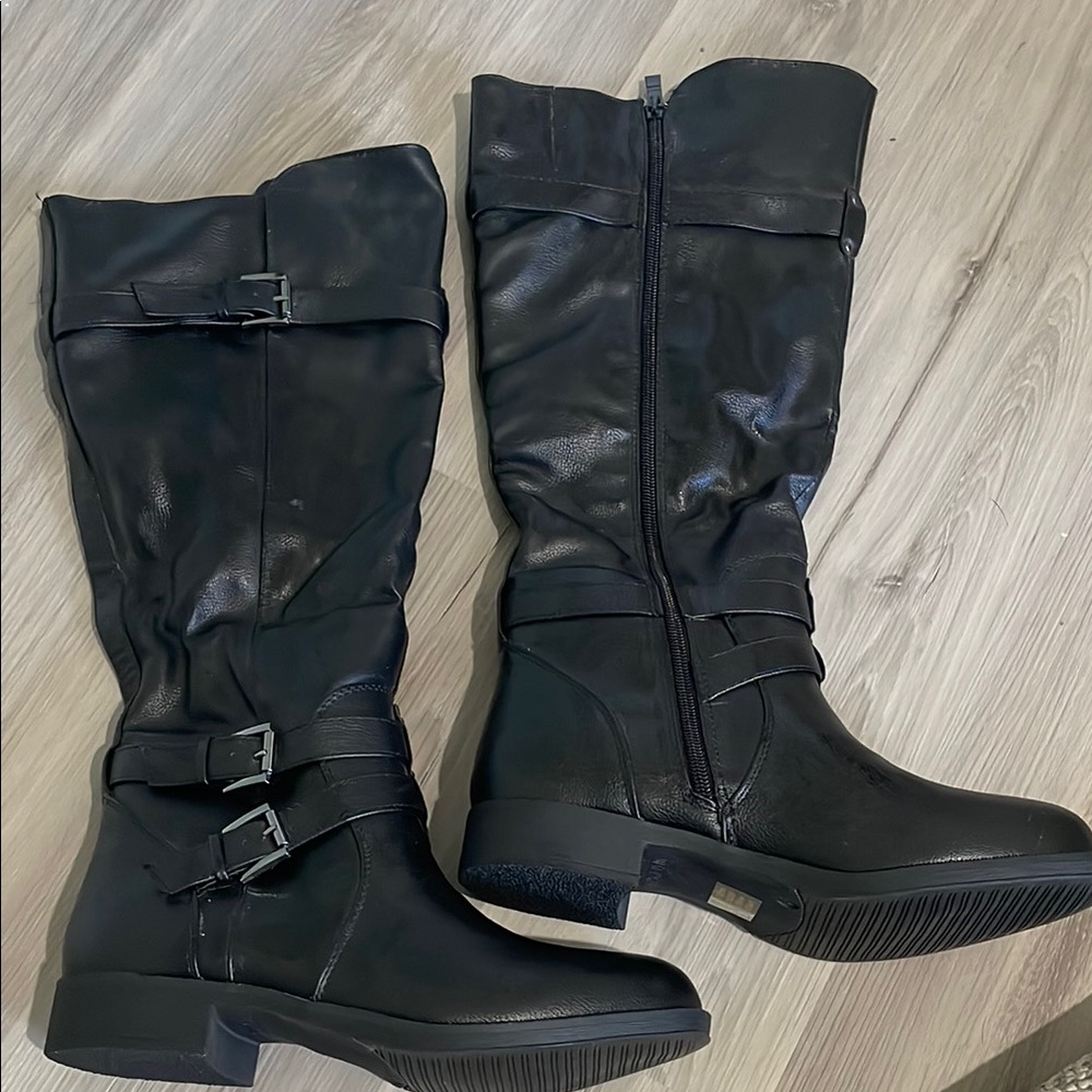 Black Knee-High Women's Riding Boots
